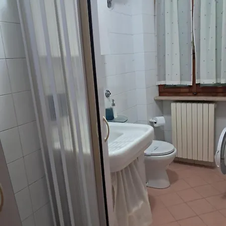 Roses House Appartamento Porto San Giorgio
