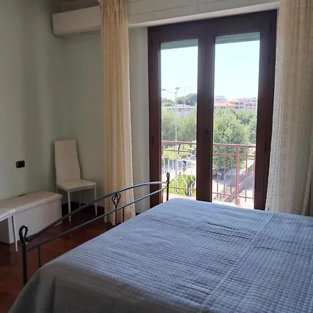 Roses House 公寓 *